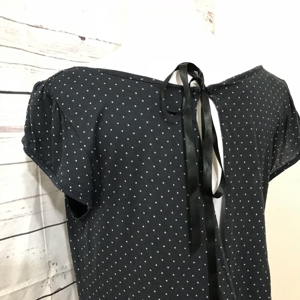 Open back blouse - Picture 4 of 8